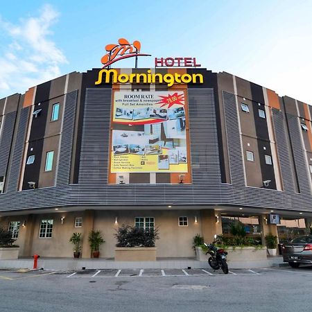 Hotel Mornington Bukit Permata Lumut Bagian luar foto