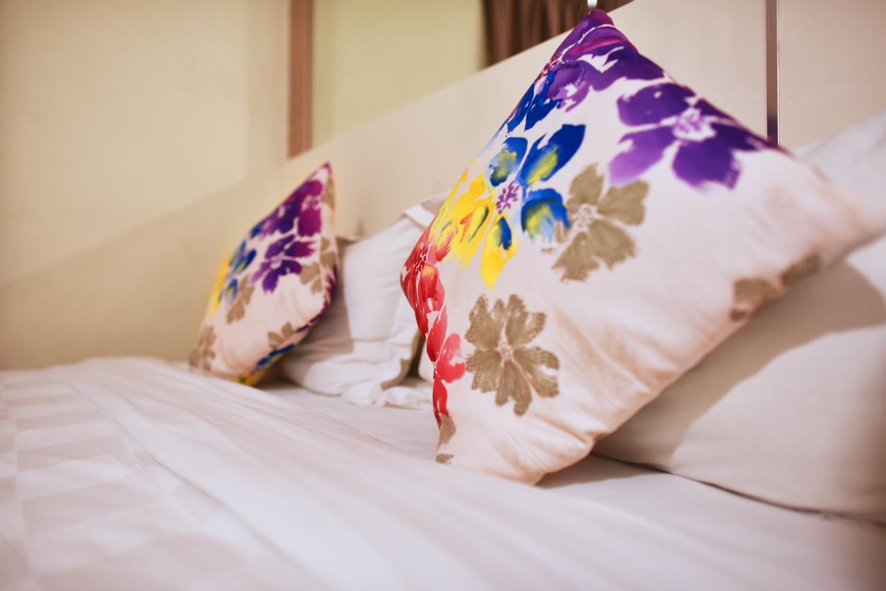 Hotel Mornington Bukit Permata Lumut Bagian luar foto