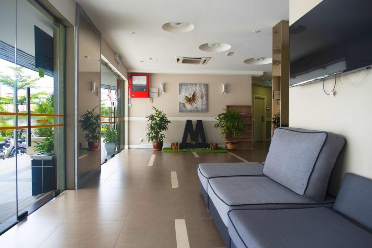Hotel Mornington Bukit Permata Lumut Bagian luar foto